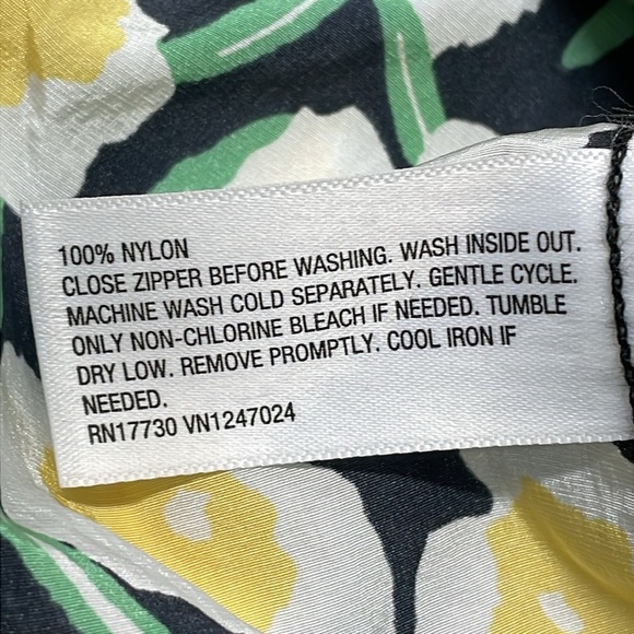 NWT Diane Von Furstenberg X Target Yellow Floral Packable Hooded Vest M - Picture 10 of 14